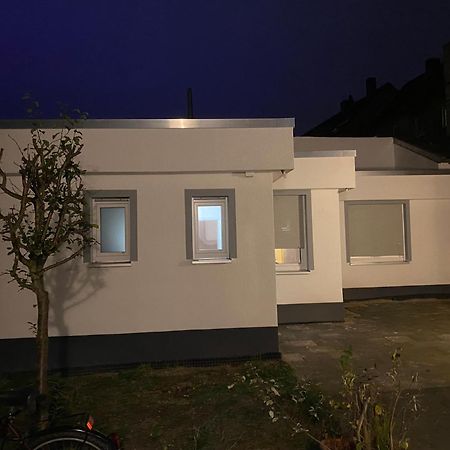 Neues Bungalow Fuer Bis Zu 4 Personen オーバーハウゼン エクステリア 写真