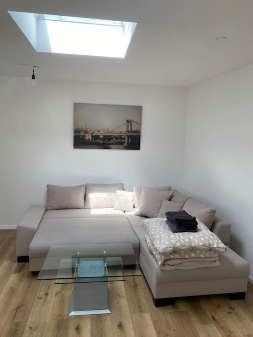 Neues Bungalow Fuer Bis Zu 4 Personen オーバーハウゼン エクステリア 写真